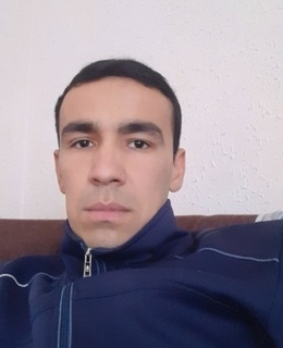 Али